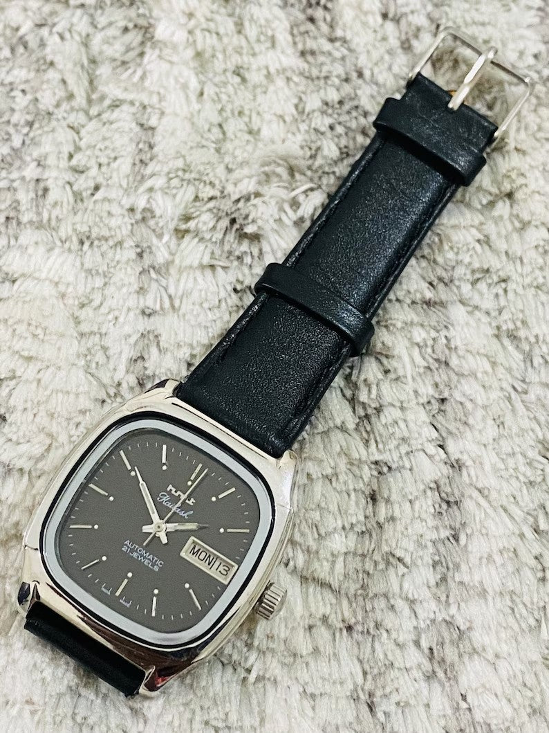 Rare Vintage Mechanical Men's Wrist Watch