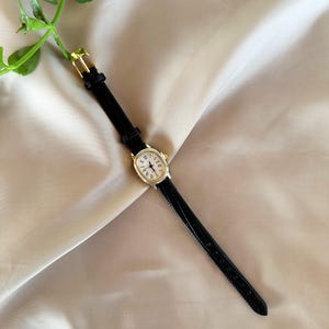 Women Watches Leather strap