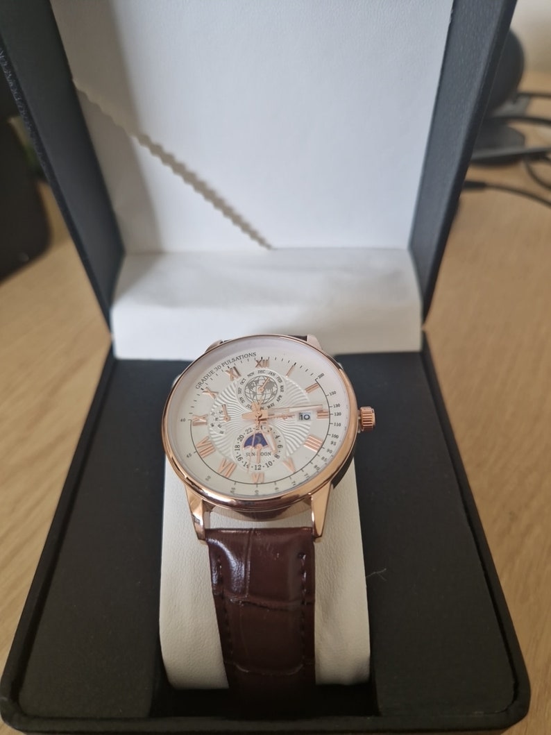 Luxury Men's Stylish Watches