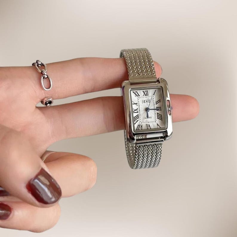Simple Vintage Women's Watches